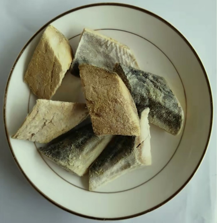 How to make large piece of pet freeze dried mackerel cube?